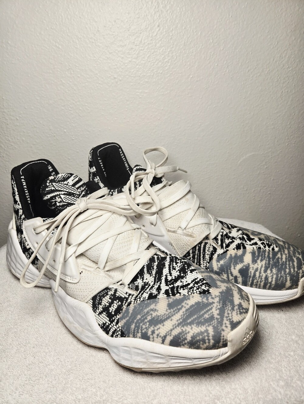 Adidas Harden Mens 10.5 Cookies & Cream Basketball Shoes Black White EF1260 Vol4